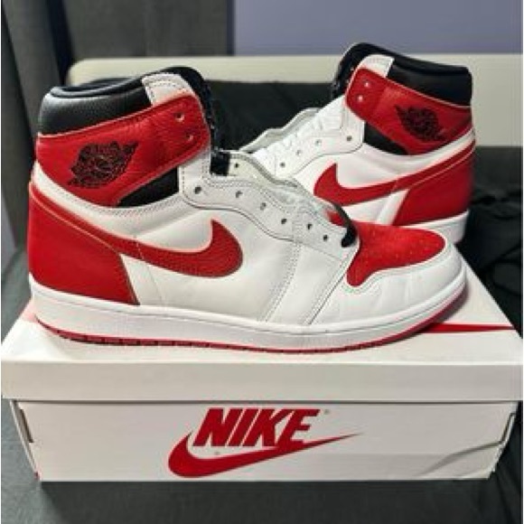 Sneakers - Picture 3 of 3